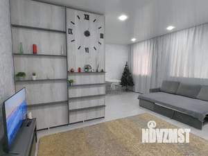 Студия квартира, посуточно, 45м2, 1/2 этаж