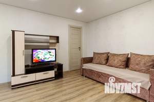 2-к квартира, посуточно, 40м2, 2/6 этаж