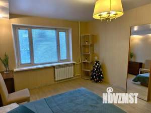 3-к квартира, посуточно, 56м2, 1/1 этаж