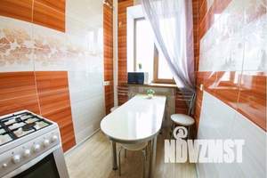 2-к квартира, посуточно, 55м2, 5/5 этаж