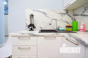 1-к квартира, посуточно, 42м2, 1/1 этаж