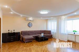 3-к квартира, посуточно, 106м2, 1/1 этаж