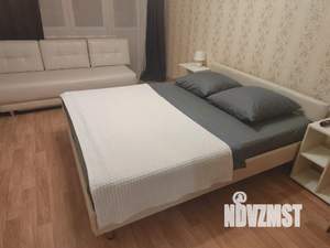 1-к квартира, посуточно, 40м2, 4/5 этаж