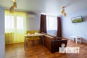 1-к квартира, посуточно, 43м2, 1/1 этаж