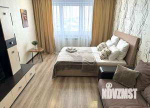1-к квартира, посуточно, 42м2, 1/1 этаж