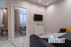 1-к квартира, посуточно, 38м2, 13/23 этаж