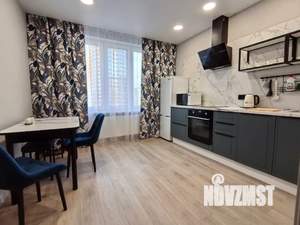 1-к квартира, посуточно, 40м2, 7/14 этаж