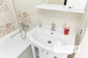 1-к квартира, посуточно, 47м2, 1/1 этаж