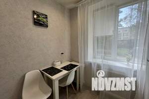 2-к квартира, посуточно, 45м2, 1/5 этаж