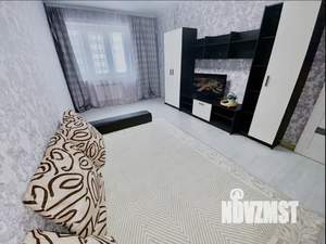 1-к квартира, посуточно, 38м2, 6/22 этаж