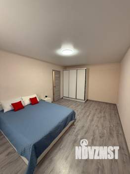 1-к квартира, посуточно, 46м2, 3/3 этаж