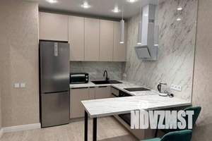 2-к квартира, посуточно, 42м2, 9/25 этаж