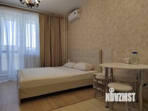 Студия квартира, посуточно, 35м2, 13/21 этаж