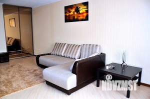 1-к квартира, посуточно, 60м2, 1/1 этаж