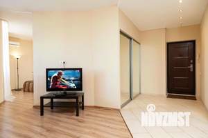 1-к квартира, посуточно, 73м2, 1/1 этаж