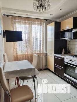 2-к квартира, посуточно, 52м2, 1/1 этаж