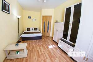 1-к квартира, посуточно, 37м2, 1/1 этаж