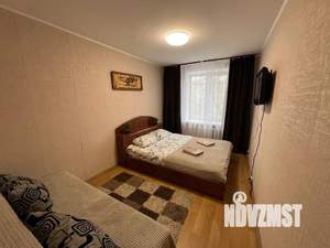 1-к квартира, посуточно, 32м2, 4/5 этаж