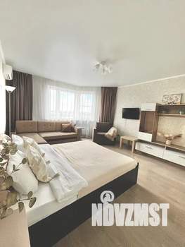 1-к квартира, посуточно, 42м2, 16/17 этаж