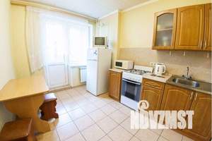 1-к квартира, посуточно, 38м2, 6/9 этаж