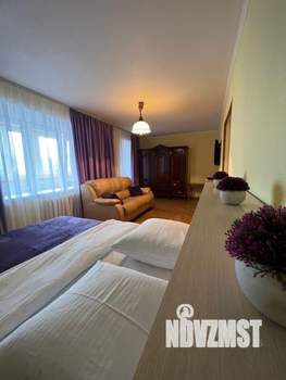 1-к квартира, посуточно, 50м2, 1/1 этаж