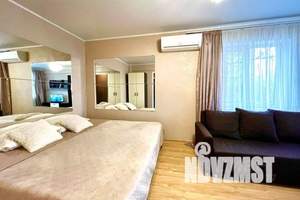 1-к квартира, посуточно, 33м2, 4/5 этаж