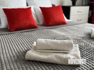 2-к квартира, посуточно, 65м2, 1/1 этаж