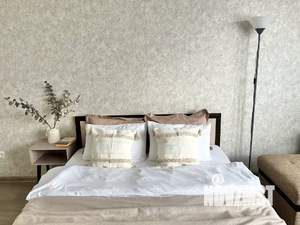 1-к квартира, посуточно, 42м2, 16/17 этаж