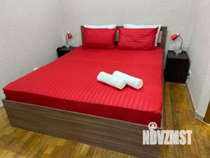 1-к квартира, посуточно, 32м2, 6/9 этаж