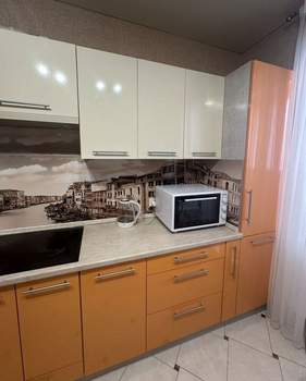 1-к квартира, на длительный срок, 45м2, 8/10 этаж