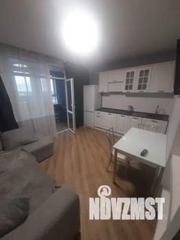 1-к квартира, посуточно, 30м2, 18/25 этаж