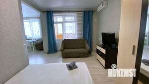 Студия квартира, посуточно, 35м2, 17/17 этаж