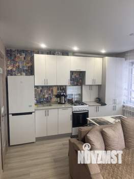 Студия квартира, посуточно, 33м2, 3/3 этаж