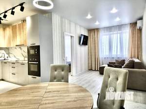 2-к квартира, посуточно, 43м2, 21/22 этаж