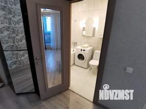 Студия квартира, посуточно, 37м2, 6/19 этаж