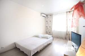 1-к квартира, посуточно, 45м2, 14/22 этаж
