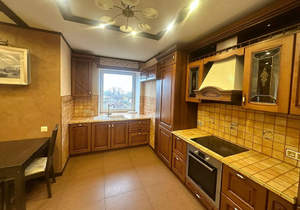 5-к квартира, на длительный срок, 144м2, 5/5 этаж