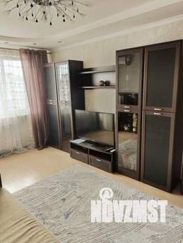 2-к квартира, посуточно, 52м2, 1/1 этаж