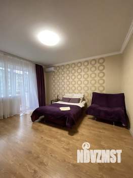 1-к квартира, посуточно, 40м2, 2/9 этаж