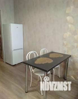Студия квартира, посуточно, 30м2, 12/17 этаж