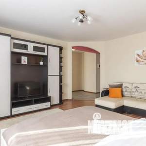 1-к квартира, посуточно, 58м2, 10/12 этаж