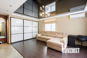 Студия квартира, посуточно, 33м2, 4/5 этаж