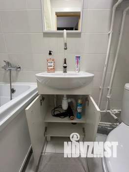 Студия квартира, посуточно, 14м2, 1/4 этаж