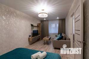 1-к квартира, посуточно, 38м2, 1/1 этаж