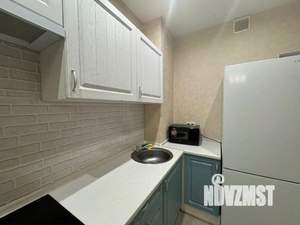 1-к квартира, посуточно, 44м2, 1/1 этаж