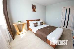 1-к квартира, посуточно, 60м2, 1/1 этаж