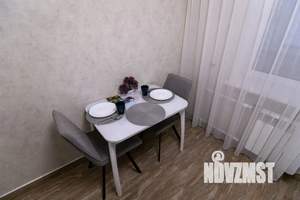 1-к квартира, посуточно, 38м2, 1/10 этаж