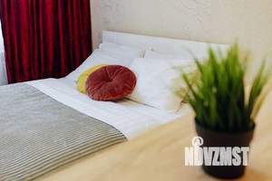 1-к квартира, посуточно, 42м2, 15/23 этаж