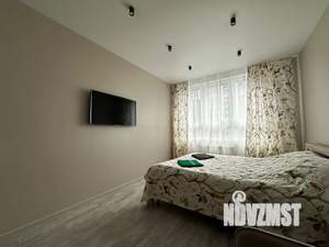 2-к квартира, посуточно, 64м2, 12/22 этаж