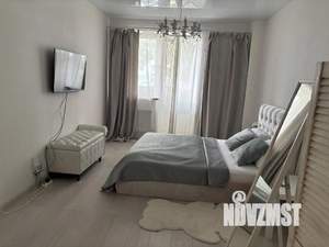 1-к квартира, посуточно, 49м2, 1/1 этаж